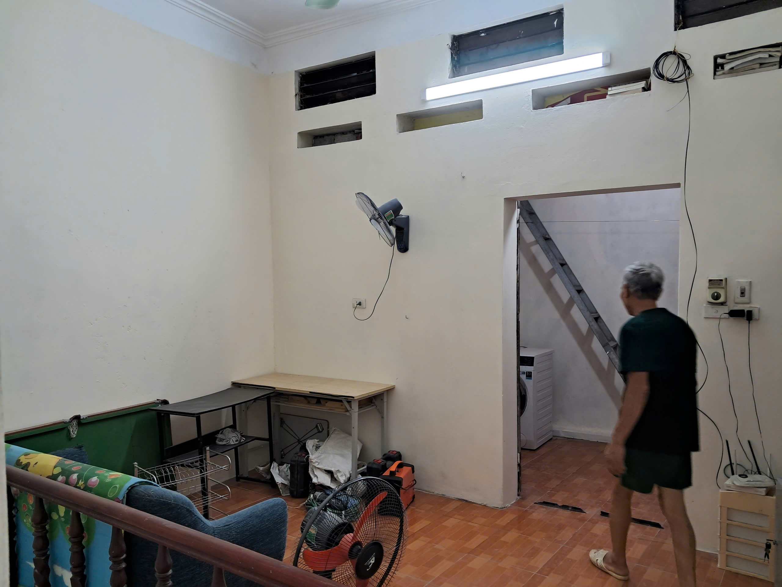 Cho thuê nhà nguyên căn ngõ 262 Nguyễn Trãi, 38m2 x 2.5 tầng, 2 ngủ, 8 Triệu KD onl ở gđ - Ảnh 4